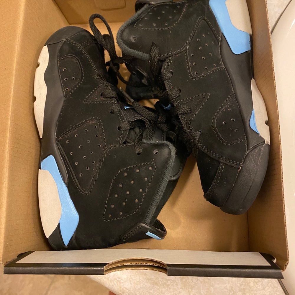 Kids shoes